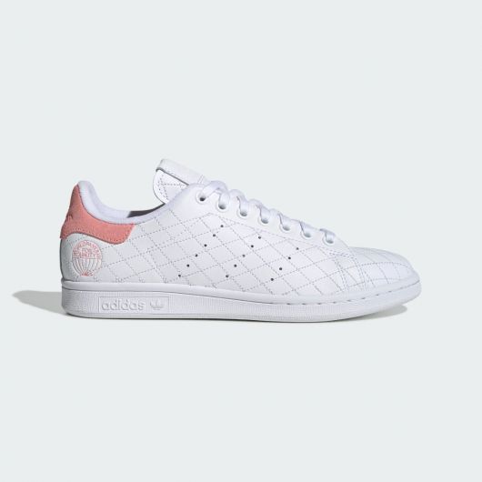 what stores sell stan smiths